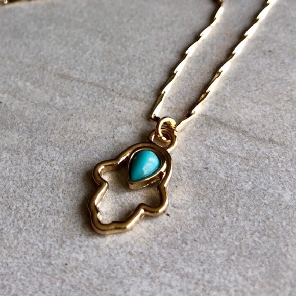 🆕{✨E&L🌙} Delicate Layering Gold Hamsa Necklace - Picture 4 of 8